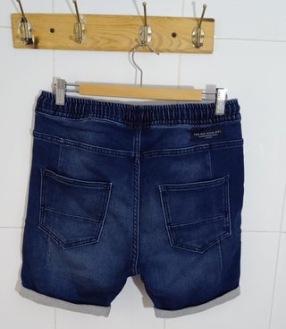 Vaquero corto Zara azul