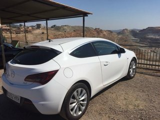 Opel Astra 2014