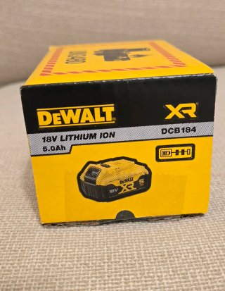 Batería DeWalt XR 18V 5.0Ah DCB184