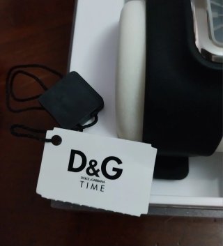 Orologio da polso nero e bianco