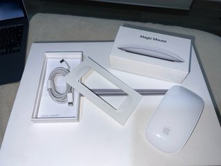 MacBook Air M1 8GB RAM / 512GB SSD +  Magic Mouse