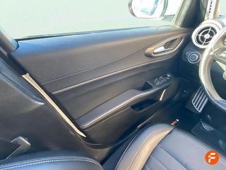 Alfa Romeo Giulia 2.0 Gasolina 147kW (200CV) Sprint+ RWD