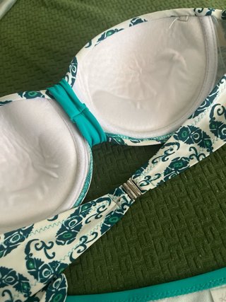 Bikini turchese con fantasia pavone - Taglia IT42