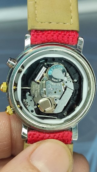Reloj de pulsera cronógrafo Junghans. Nuevo.