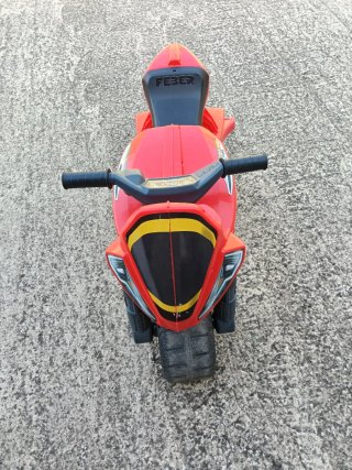Moto eléctrica FEBER  turbo hybrid de 3 a 6 años