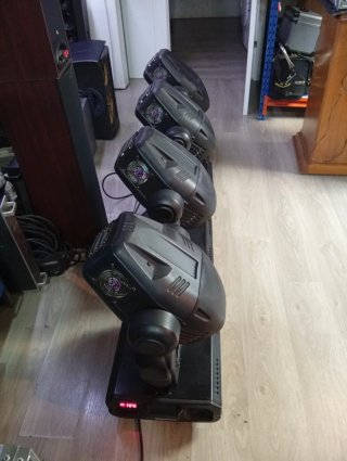 4 Cabezas Móviles 575 - Pocas Horas bien precio