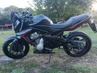 Kawasaki ER6N 650 CC limitada A2