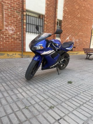 Yamaha TZR 2006 Azul  La cambio o la vendo