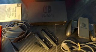 Nintendo Switch Completa + Caja