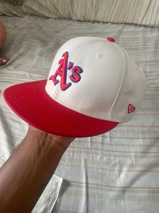 Gorra New Era A's Roja y Blanca
