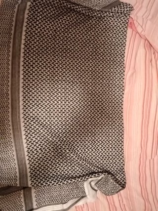 pañuelo Palestino Negra y Blanco muy grande