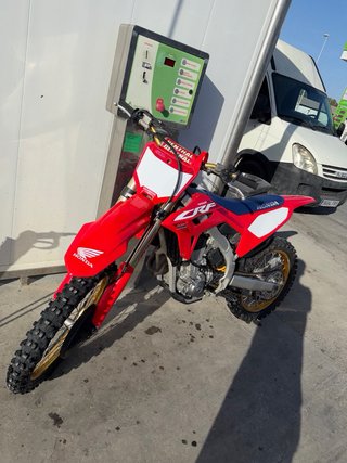 Honda CRF Motocross Dorada Roja