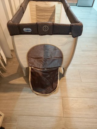 Cuna de viaje plegable