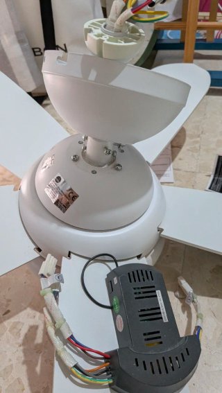 Ventilador de techo infantil multicolor