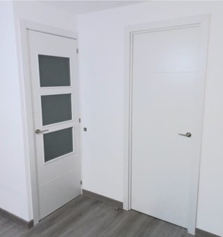 MONTADOR DE PUERTAS Y PARQUET INSTALADOR
