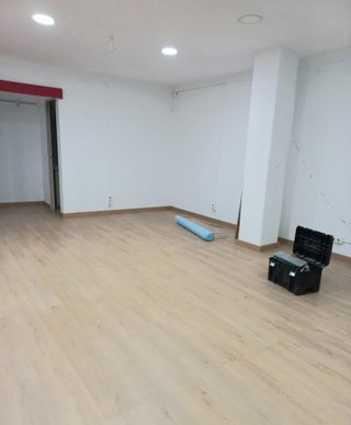 MONTADOR DE PARQUET Y PUERTAS INSTALADOR