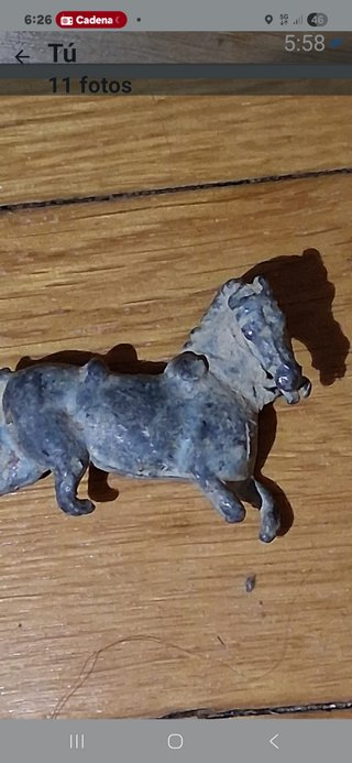 Caballo de juguete antiguo estilo romano