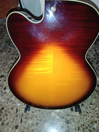 Guitarra Eléctrica Jazz, ibanez