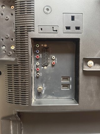 Televisión OKI 32 Negra