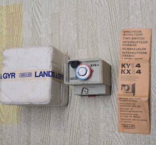 Reloj Programador Landis & Gyr KYE 4
