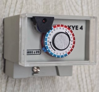Reloj Programador Landis & Gyr KYE 4