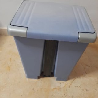 Cubo basura pedal 23L azul/gris