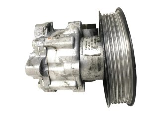 Bomba direccion Audi A4 8E Seat Exeo