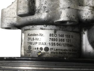 Bomba direccion Audi A4 8E Seat Exeo