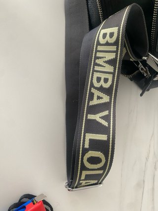 Bolso Bimba y Lola Negro Piel Texturizada