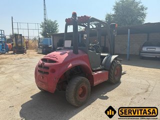 CARRETILLA ELEVADORA 4X4 AUSA