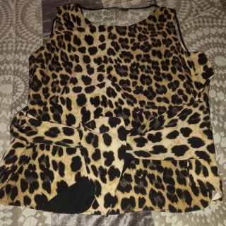 Blusa nueva de zara talla 40-44 nueva