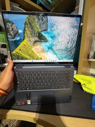 Lenovo IdeaPad Flex 5 14ABR8
