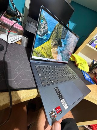 Lenovo IdeaPad Flex 5 14ABR8