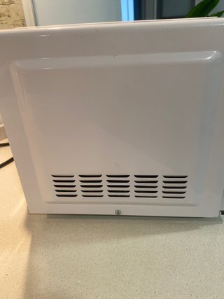 Microondas Panasonic NN-K101WM con GRILL