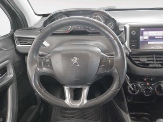 Peugeot 2008 BlueHDi 100 Style 73 kW (100 CV)