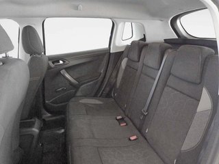 Peugeot 2008 BlueHDi 100 Style 73 kW (100 CV)
