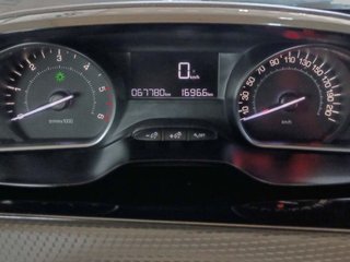 Peugeot 2008 BlueHDi 100 Style 73 kW (100 CV)