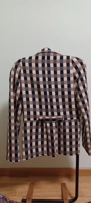 Chaqueta mujer, cuadros beig negro azul blanco