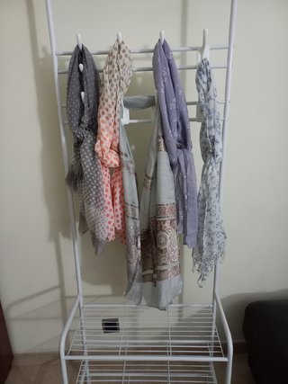 Lote de 4 pañuelos estampados
