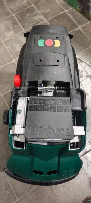 Trituradora de jardín eléctrica Bosch AXT 25 D
