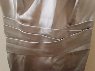 Vestido de fiesta plateado