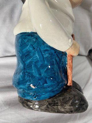 Figura terracota antigua niño azul
