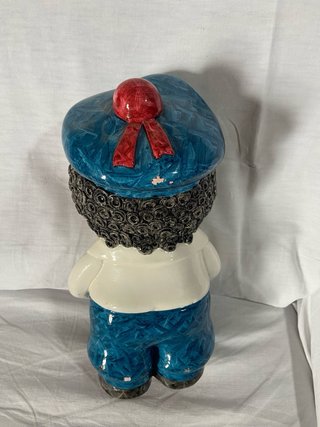 Figura terracota antigua niño azul