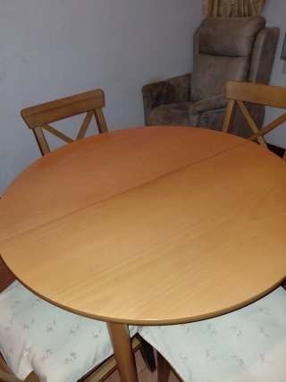 Armario de madera