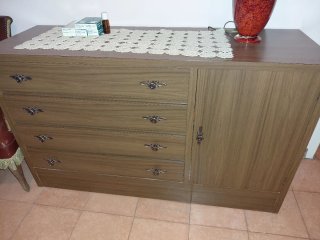 Armario de madera
