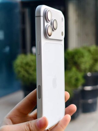 iPhone 17 Pro Max Plata