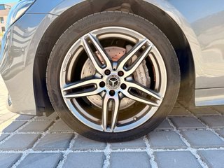 Mercedes-Benz Clase E400