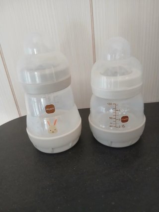 Termo, dispensador y biberones