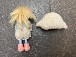Lote 2 muñecas Barbie pequeñas