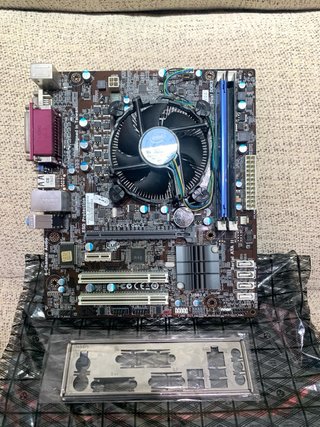 Placa Base H61H2 M16 + Intel i5 2500 + 8GB RAM
